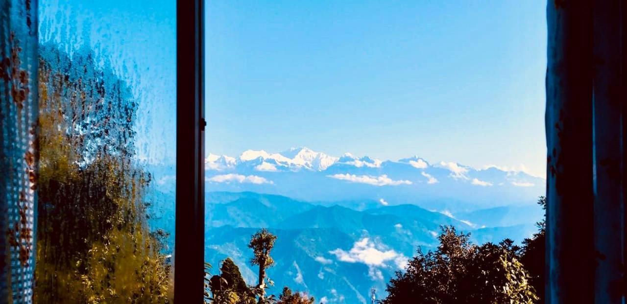 Forest Lodge - 80 Mts From Mall Road Darjeeling  Buitenkant foto